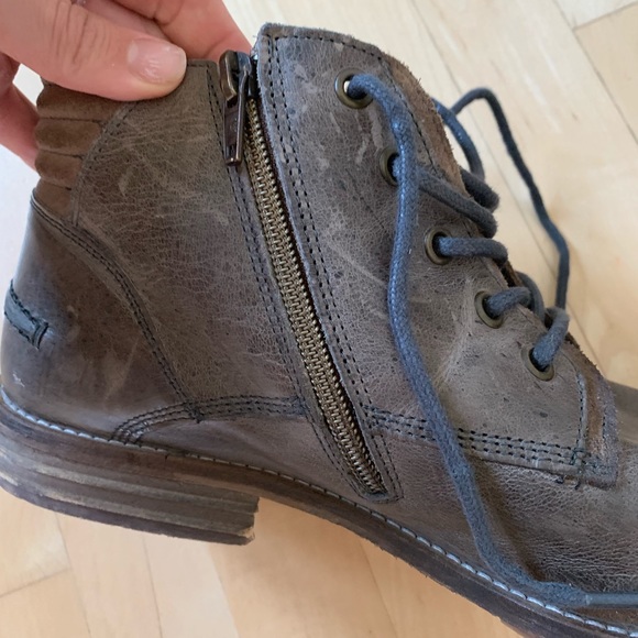 bullboxer diever cap toe chukka boot grey